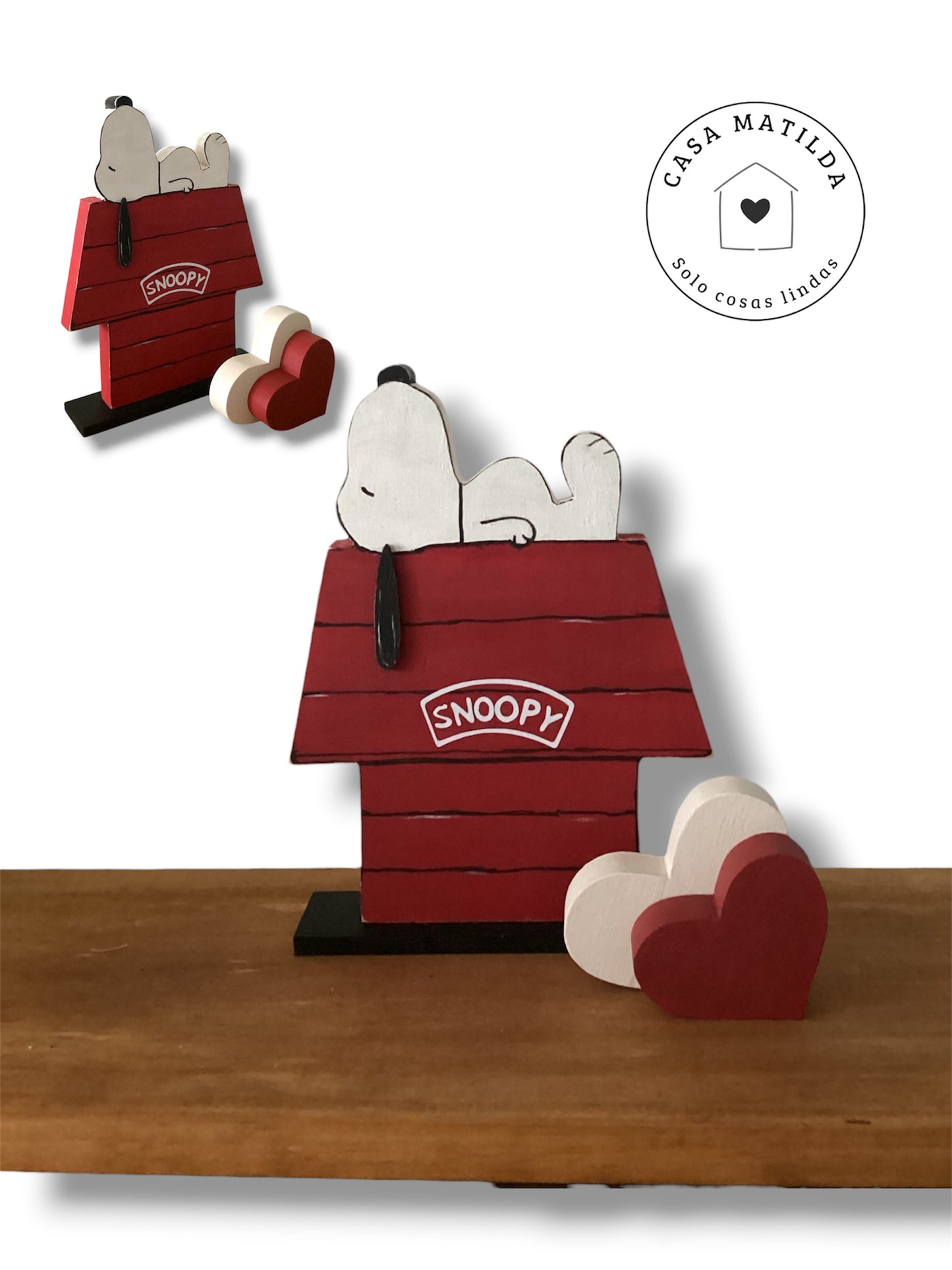 Casita Snoopy con flores o corazones