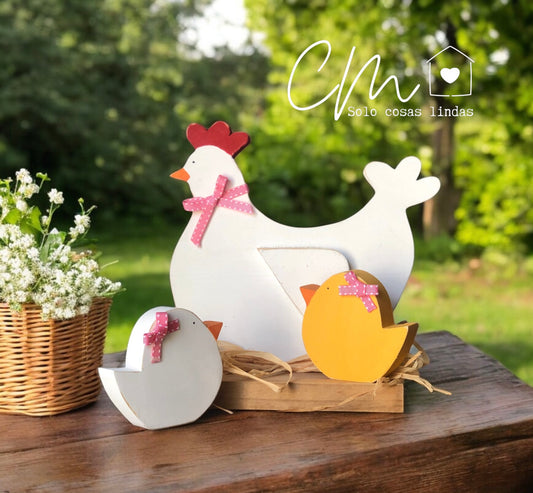 Mamá gallina con pollitos