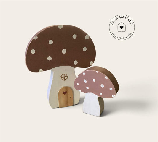 Hongos de otoño con puertita